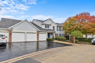 Gorgeous well-lit condo unit, flooded with natural light, a on The Links at Carillon in Illinois - for sale on GolfHomes.com, golf home, golf lot