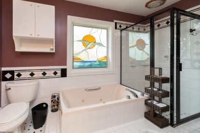 Welcome to your dream lakefront home! This stunning 5-bedroom, 4 on Mountain View Golf Course in West Virginia - for sale on GolfHomes.com, golf home, golf lot
