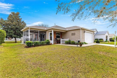 GOLF CART INCLUDED!! BOND PAID!!! This charming 2-bedroom on Glenview Championship Golf and Country Club in Florida - for sale on GolfHomes.com, golf home, golf lot