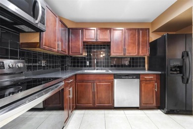 Enjoy breathtaking, Hollywood skyline views from this penthouse on Hillcrest Golf and Country Club in Florida - for sale on GolfHomes.com, golf home, golf lot