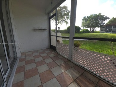 ***SELLER MOTIVATED***Charming 2-Bed, 2-Bath First-Floor Condo on Hollybrook Golf and Tennis Club  in Florida - for sale on GolfHomes.com, golf home, golf lot