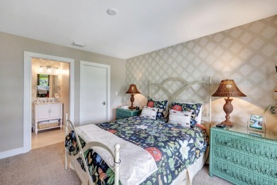 Welcome Home!  Do not miss this beautifully reimagined pool home on Hamlet Country Club in Florida - for sale on GolfHomes.com, golf home, golf lot