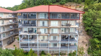 Unmatched Privacy & Comfort with this 1800+ sq. Beautifully on Tan-Tar-A Golf Club in Missouri - for sale on GolfHomes.com, golf home, golf lot