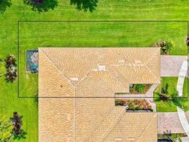 Loaded with upgrades, PRICED TO SELL, and privately positioned on Sarasota National Golf Club in Florida - for sale on GolfHomes.com, golf home, golf lot