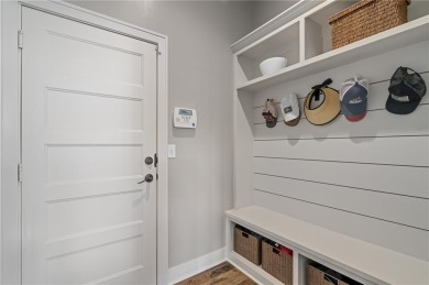 Discover the Award-Winning Hilmann Chesapeake 2.1 Reverse!
This on Shawnee Golf and Country Club in Kansas - for sale on GolfHomes.com, golf home, golf lot