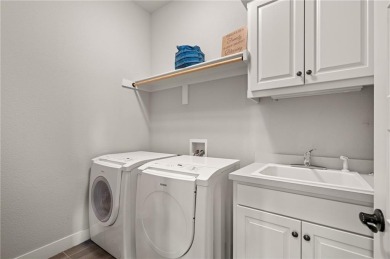 Discover the Award-Winning Hilmann Chesapeake 2.1 Reverse!
This on Shawnee Golf and Country Club in Kansas - for sale on GolfHomes.com, golf home, golf lot