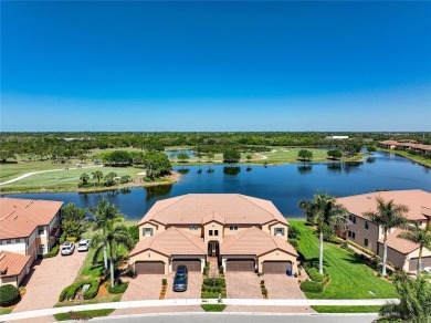 WCI Build and known for luxury quality homes. Sarasota National on Sarasota National Golf Club in Florida - for sale on GolfHomes.com, golf home, golf lot