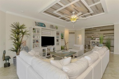 *Live like you're on Vacation* in this Luxurious Modern Coach on Plantation Golf and Country Club in Florida - for sale on GolfHomes.com, golf home, golf lot
