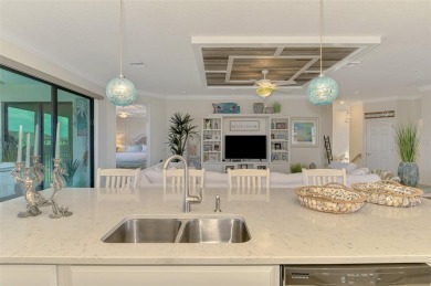 *Live like you're on Vacation* in this Luxurious Modern Coach on Plantation Golf and Country Club in Florida - for sale on GolfHomes.com, golf home, golf lot