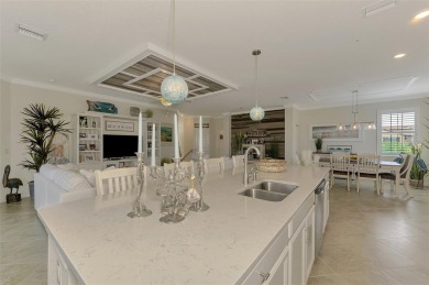 *Live like you're on Vacation* in this Luxurious Modern Coach on Plantation Golf and Country Club in Florida - for sale on GolfHomes.com, golf home, golf lot