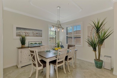 *Live like you're on Vacation* in this Luxurious Modern Coach on Plantation Golf and Country Club in Florida - for sale on GolfHomes.com, golf home, golf lot
