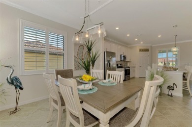 *Live like you're on Vacation* in this Luxurious Modern Coach on Plantation Golf and Country Club in Florida - for sale on GolfHomes.com, golf home, golf lot