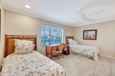 Enjoy living at Seagate Golf at The Hamlet where membership is on Seagate Country Club in Florida - for sale on GolfHomes.com, golf home, golf lot