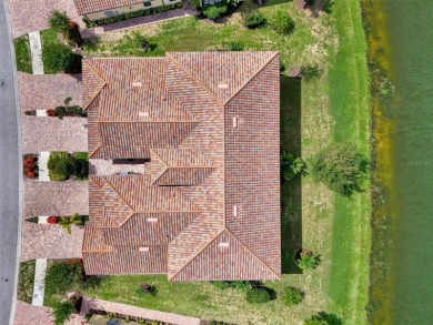 Move-in ready and designer furnished. Stunning Brandywine Coach on Plantation Golf and Country Club in Florida - for sale on GolfHomes.com, golf home, golf lot