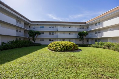 Discover this delightful 1-bedroom, 1.5-bathroom condo in the on Ocean Breeze Golf and Country Club in Florida - for sale on GolfHomes.com, golf home, golf lot