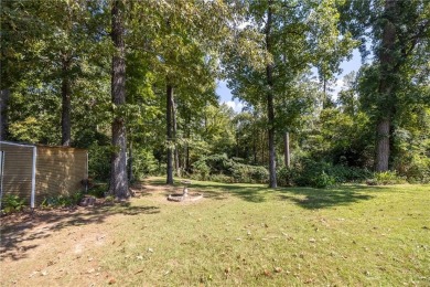 Welcome to this well-maintained brick home in a highly desirable on Lakewood Golf Course in Alabama - for sale on GolfHomes.com, golf home, golf lot