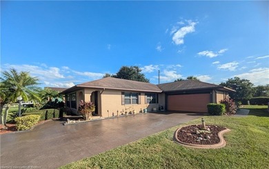 WONDERFUL LAKE VIEWS! Set in the lovely, 55+ golfing community on Golf Hammock Country Club in Florida - for sale on GolfHomes.com, golf home, golf lot