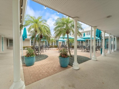 Welcome to this one owner, very well maintained 3-bedroom, 2 on Pelican Pointe Golf and Country Club in Florida - for sale on GolfHomes.com, golf home, golf lot