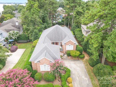 Rare find: single-level living in the Peninsula! Custom brick on The Peninsula Club in North Carolina - for sale on GolfHomes.com, golf home, golf lot