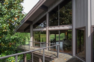 This beautifully renovated home is located on the 6th green of on Country Club of Bristol in Tennessee - for sale on GolfHomes.com, golf home, golf lot
