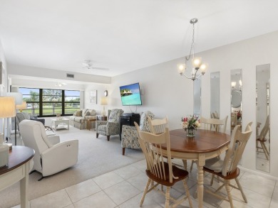 MOTIVATED SELLER! Great 55+ Community! Great amenities: on Vista Plantation Golf Club in Florida - for sale on GolfHomes.com, golf home, golf lot