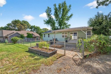 Charming 3-Bed, 2-Bath Home on the East Side of Lake on Lake Kiowa Golf Course in Texas - for sale on GolfHomes.com, golf home, golf lot
