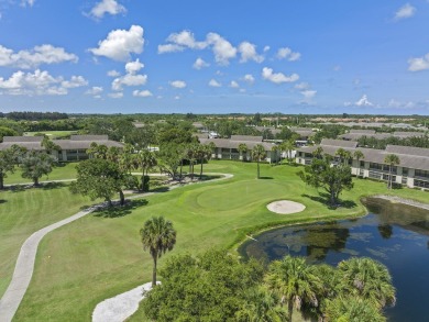MOTIVATED SELLER! Great 55+ Community! Great amenities: on Vista Plantation Golf Club in Florida - for sale on GolfHomes.com, golf home, golf lot