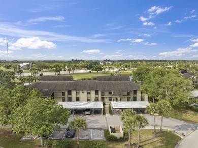 MOTIVATED SELLER! Great 55+ Community! Great amenities: on Vista Plantation Golf Club in Florida - for sale on GolfHomes.com, golf home, golf lot