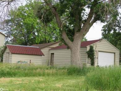 This charming Victorian home with wraparound covered porch on Pocahontas Golf Course in Iowa - for sale on GolfHomes.com, golf home, golf lot
