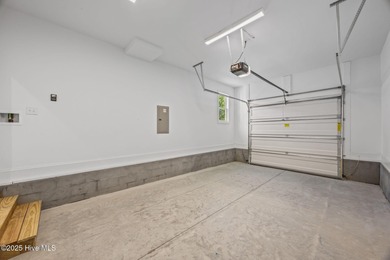 Holiday Special! Choose either a FREE golf cart or a Move-In on Carolina Colours Golf Club in North Carolina - for sale on GolfHomes.com, golf home, golf lot