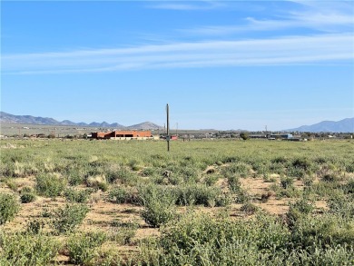 5 acres of buildable land fully FENCED  on PAVED roads with a on Valle Vista Golf Course in Arizona - for sale on GolfHomes.com, golf home, golf lot