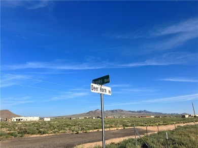 5 acres of buildable land fully FENCED  on PAVED roads with a on Valle Vista Golf Course in Arizona - for sale on GolfHomes.com, golf home, golf lot
