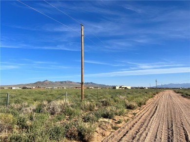 5 acres of buildable land fully FENCED  on PAVED roads with a on Valle Vista Golf Course in Arizona - for sale on GolfHomes.com, golf home, golf lot