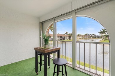 Renovated top to bottom in 2020, this 2 bed, 2 bath condo in The on Riviera Golf Club in Florida - for sale on GolfHomes.com, golf home, golf lot