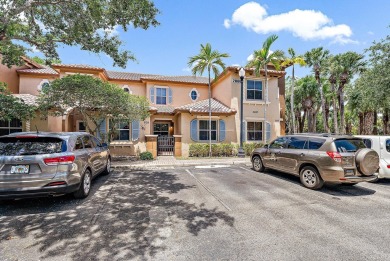 Immaculate and cozy 3 bedroom & 3 Full Bathroom, 1423 sqft on Emerald Dunes Golf Club in Florida - for sale on GolfHomes.com, golf home, golf lot
