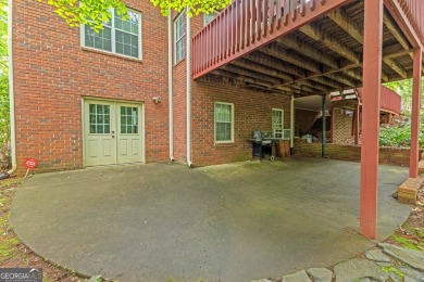 Beautiful brick home located within one mile of Cannongate Golf on Canongate Golf Club in Georgia - for sale on GolfHomes.com, golf home, golf lot
