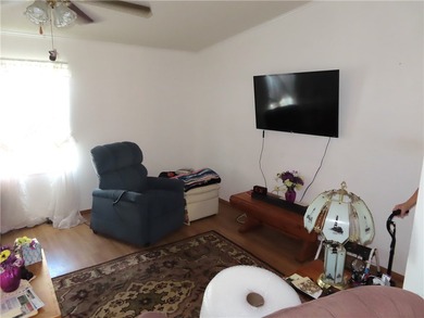 Nice 1993 home for the price in this 55 plus community of Snug on Barefoot Bay Golf Course in Florida - for sale on GolfHomes.com, golf home, golf lot