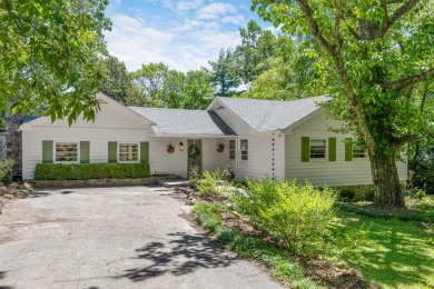 Welcome to your adorable one level, Fairyland cottage!  This on Lookout Mountain Golf Club in Georgia - for sale on GolfHomes.com, golf home, golf lot