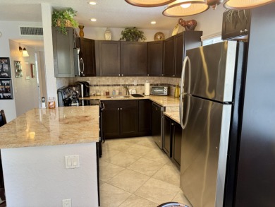 WOW! REMODELED, CORNER, 2 BEDROOM, 2 BATH STYLISHLY FURNISHED on Kings Point Golf -Flanders Way in Florida - for sale on GolfHomes.com, golf home, golf lot