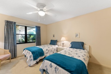 Welcome to the beautiful condominium community of Waterbend on Jonathans Landing Golf Club in Florida - for sale on GolfHomes.com, golf home, golf lot