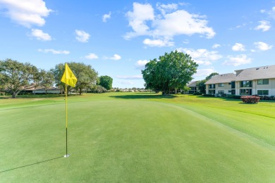 Welcome to the beautiful condominium community of Waterbend on Jonathans Landing Golf Club in Florida - for sale on GolfHomes.com, golf home, golf lot