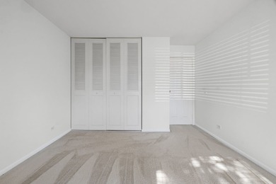 TERRIFFIC 2 BEDROOM 2 BATH FIRST FLOOR CORNER UNIT WITH PRIVATE on Twin Lakes Golf Course in Illinois - for sale on GolfHomes.com, golf home, golf lot