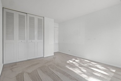 TERRIFFIC 2 BEDROOM 2 BATH FIRST FLOOR CORNER UNIT WITH PRIVATE on Twin Lakes Golf Course in Illinois - for sale on GolfHomes.com, golf home, golf lot