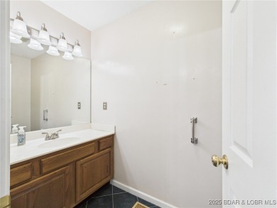 Welcome to this beautifully maintained 3-bedroom, 2.5 bath home on Indian Rock Golf Club in Missouri - for sale on GolfHomes.com, golf home, golf lot
