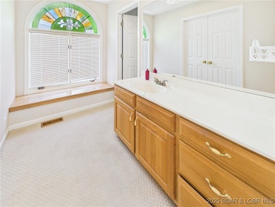 Welcome to this beautifully maintained 3-bedroom, 2.5 bath home on Indian Rock Golf Club in Missouri - for sale on GolfHomes.com, golf home, golf lot