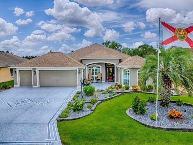 BREATHTAKING WATER VIEW on this EXPANDED 3BD/2BA GARDENIA on The Links of Spruce Creek in Florida - for sale on GolfHomes.com, golf home, golf lot