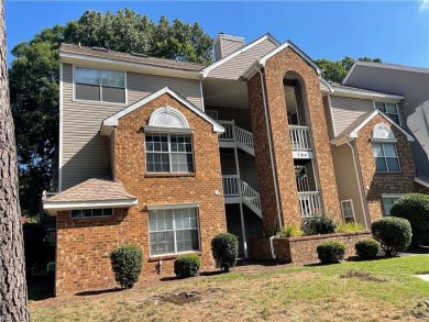 Updated one level living with two bedroom and two full bathrooms on Kiln Creek Golf and Country Club in Virginia - for sale on GolfHomes.com, golf home, golf lot
