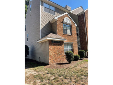 Updated one level living with two bedroom and two full bathrooms on Kiln Creek Golf and Country Club in Virginia - for sale on GolfHomes.com, golf home, golf lot
