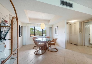 Welcome to this beautiful neutral  spacious 2-bedroom on Royal Palm Golf Club in Florida - for sale on GolfHomes.com, golf home, golf lot