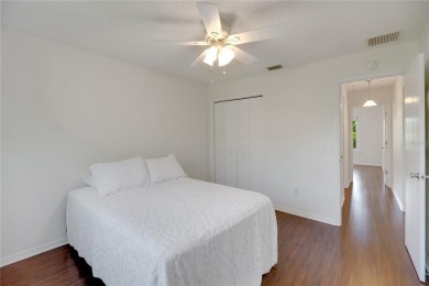 UPGRADES abound on this lovely BOND PAID  3-bed, 2-bath AMARILLO on The Links of Spruce Creek in Florida - for sale on GolfHomes.com, golf home, golf lot